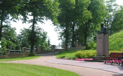 Friedrich Reinhold Kreutzwaldi monument Rakveres